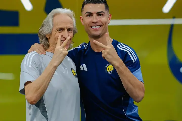 JORGE JESUS SOBRE CRISTIANO RONALDO: “NÃO PEÇO DESCULPAS A NINGUÉM”