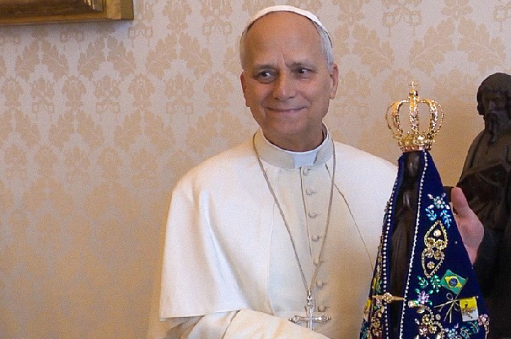 Papa Leão XIV se submeterá a uma cirurgia no pulmão