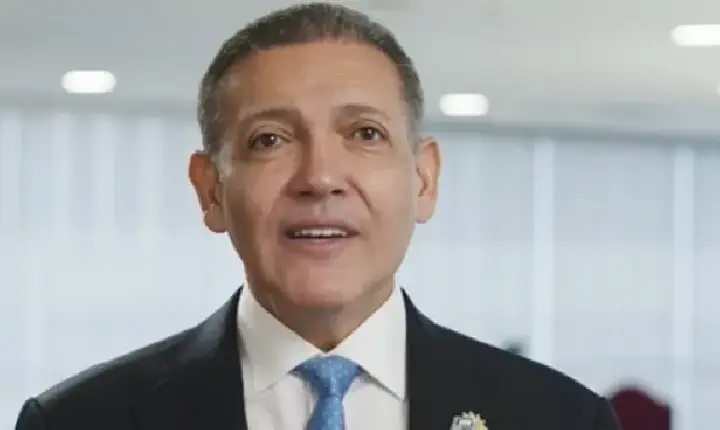 Presidente do TSE diz que voto é direito fundamental dos brasileiros