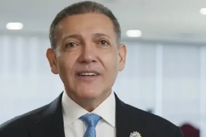 Presidente do TSE diz que voto é direito fundamental dos brasileiros
