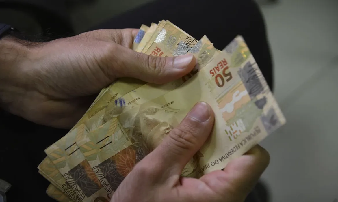 Dívida Pública sobe 0,22% em julho e supera R$ 9,2 trilhões