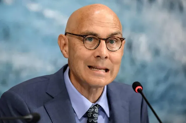 CHEFE DE DIREITOS HUMANOS DA ONU ALERTA PARA RISCO DA IA E DEFENDE MAIOR REGULAÇÃO